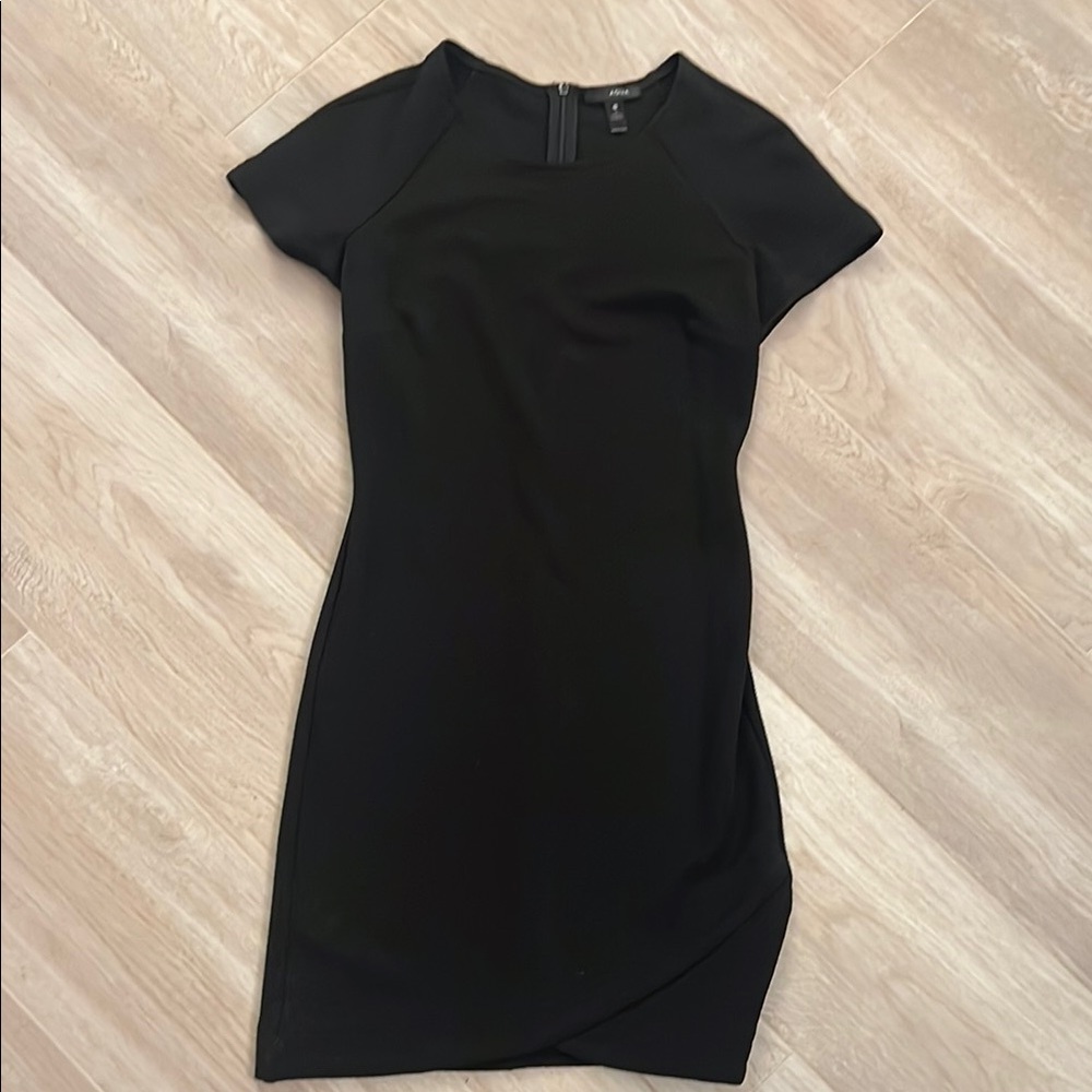 Aqua Black Sheath Mini Dress Crew Neck